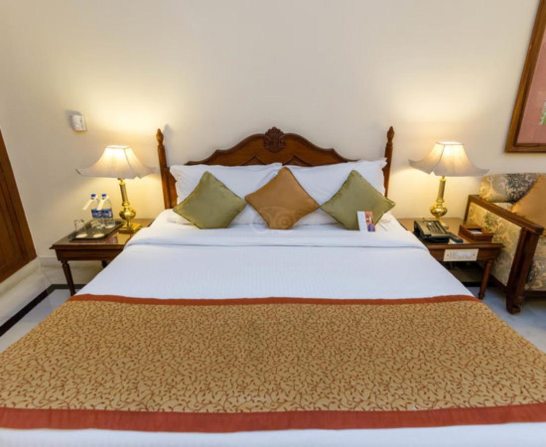 Shiv Niwas Palace By Hrh Group Of Hotels Ουνταϊπούρ Εξωτερικό φωτογραφία