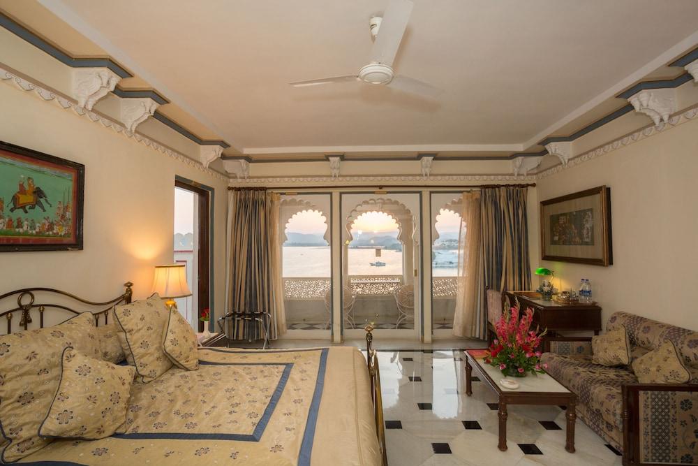 Shiv Niwas Palace By Hrh Group Of Hotels Ουνταϊπούρ Εξωτερικό φωτογραφία