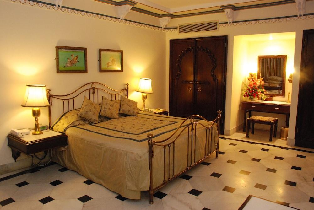 Shiv Niwas Palace By Hrh Group Of Hotels Ουνταϊπούρ Εξωτερικό φωτογραφία
