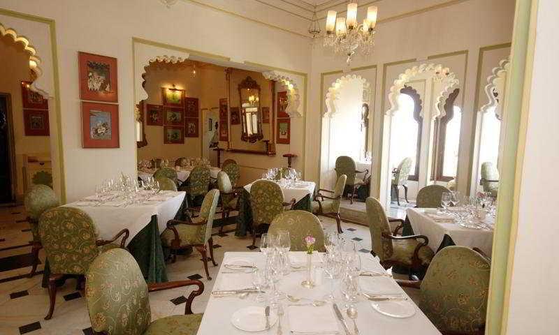 Shiv Niwas Palace By Hrh Group Of Hotels Ουνταϊπούρ Εστιατόριο φωτογραφία